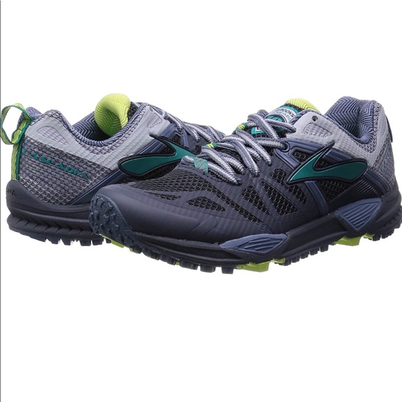 brooks cascadia 10 gold